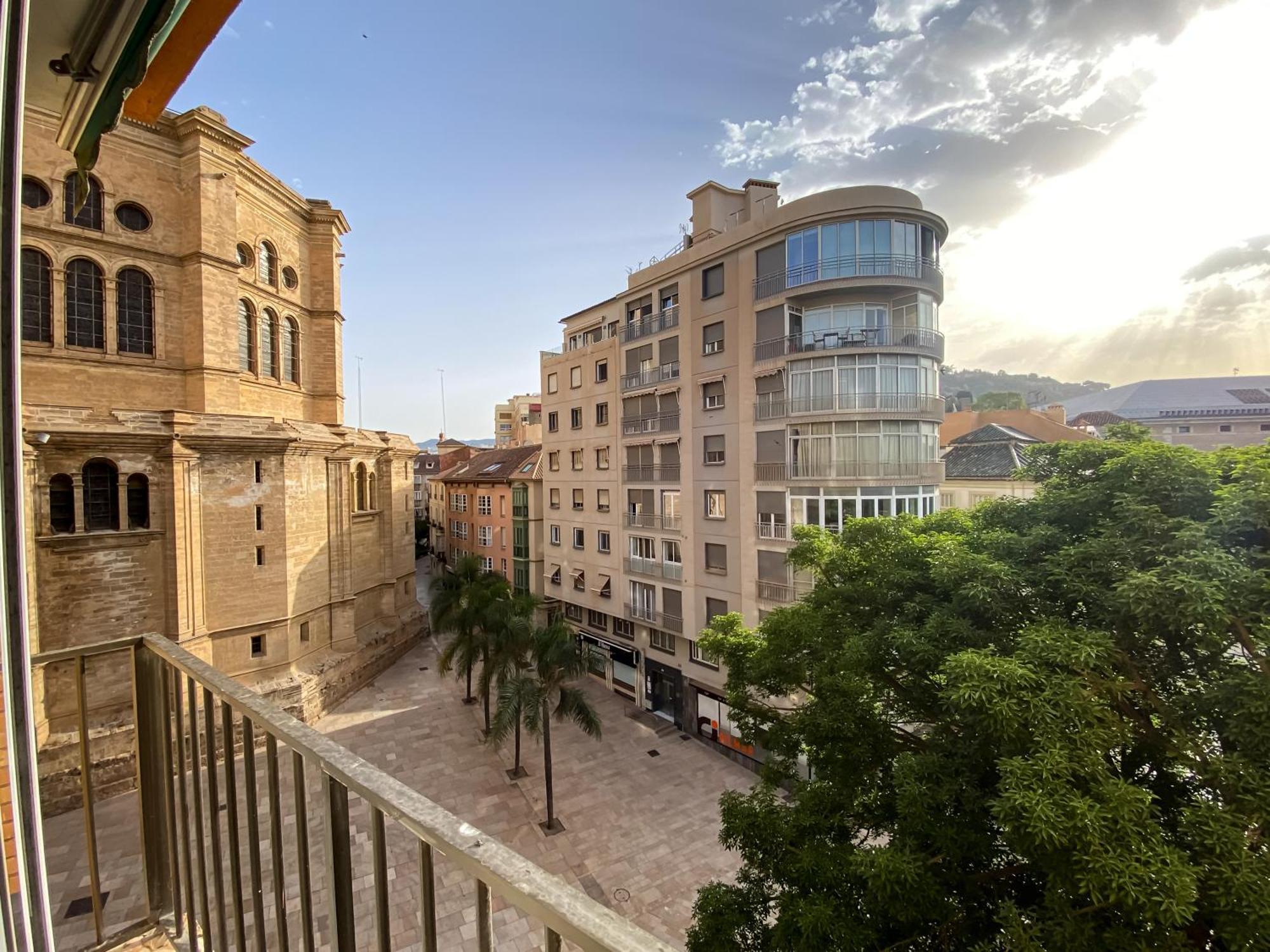 3 Rooms Y 3 Baths Y Aparcamiento Catedral Málaga Eksteriør bilde