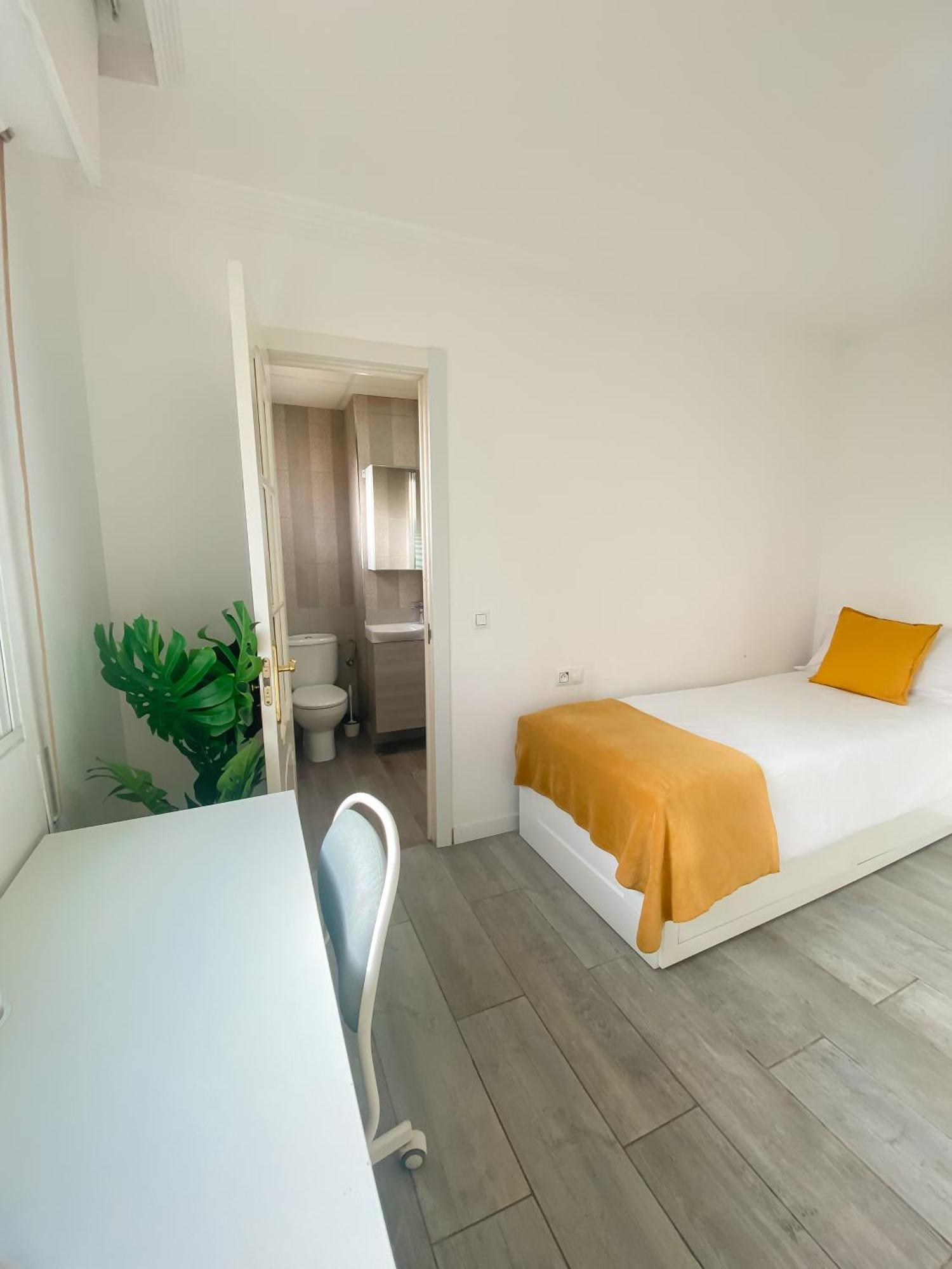 3 Rooms Y 3 Baths Y Aparcamiento Catedral Málaga Eksteriør bilde